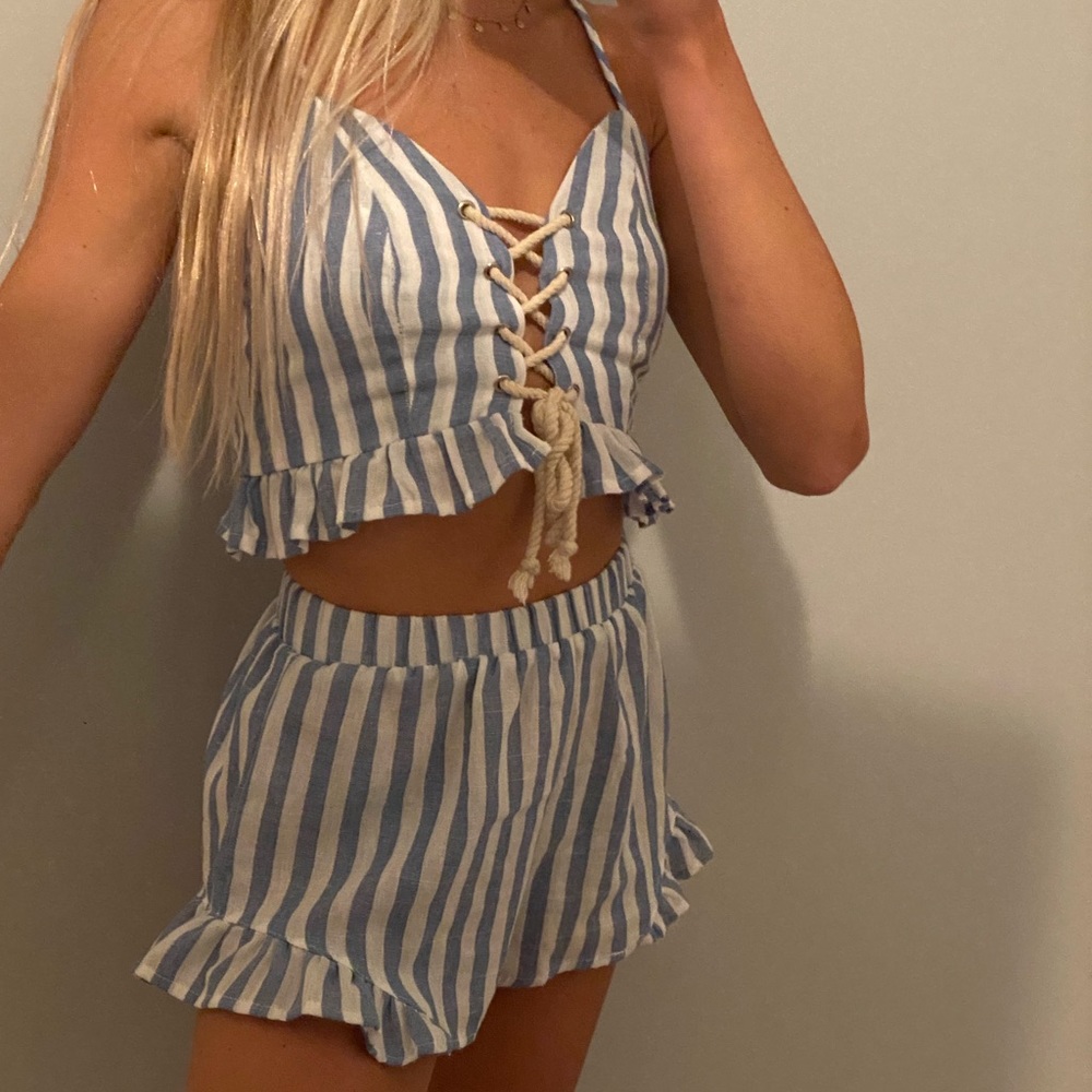 Two piece set